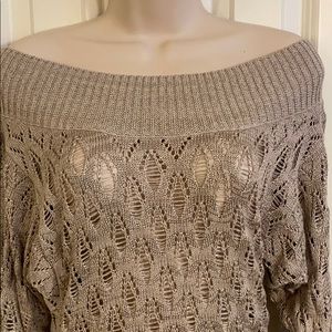 NWOT GUESS off the Shoulder Sweater SM